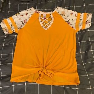 Cute yellow tie up flower top